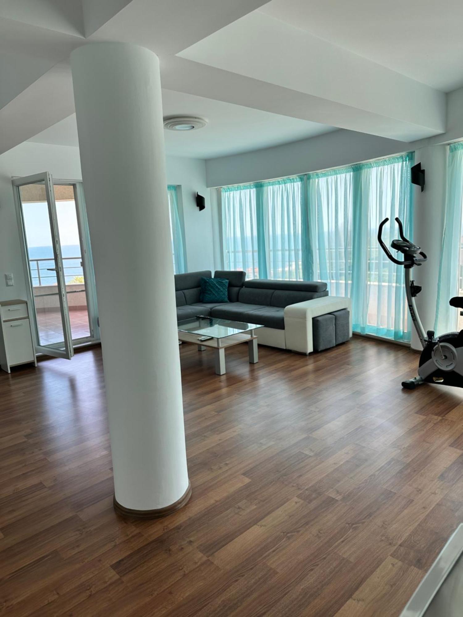 Sun Gates Byala Apartment Byala  Ngoại thất bức ảnh